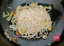 炒手工面的做法图解6