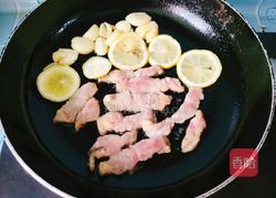 蒜香柠檬煎牛排的做法图解5