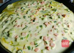 火腿鸡蛋软饼－神奇的面粉的做法图解4