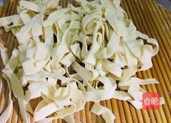 鸡蛋西红柿汤面的做法图解3