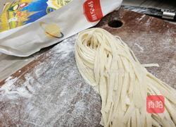 手擀面的做法图解11