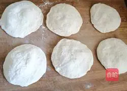 Illustration of how to make bean paste cake 5