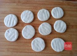 清甜香软的红薯饼的做法图解12