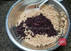 自制砂锅酱香排骨鲜粽子的做法图解7