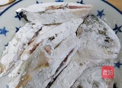 干炸鲳鱼的做法图解4