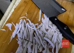 Hainan Coconut Chicken Noodles Recipe Illustration 5