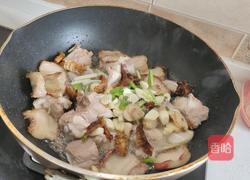 猪肉排骨烩酸菜的做法图解8