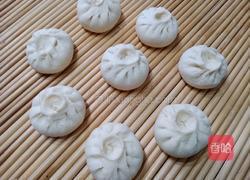 芹菜鲜肉生煎包的做法图解12