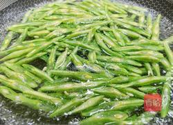 四季豆炒腊肉的做法图解5