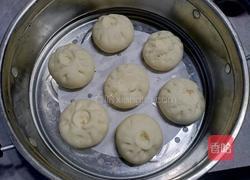 鲜嫩多汁的肉包子的做法图解13