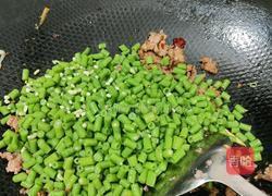 豆角炒肉的做法图解6
