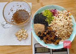 蛋黄豆沙馅月饼+五仁月饼的做法图解10