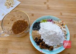 蛋黄豆沙馅月饼+五仁月饼的做法图解12