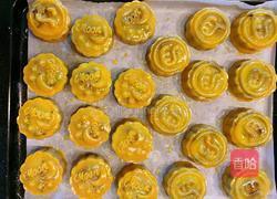 蛋黄豆沙馅月饼+五仁月饼的做法图解23