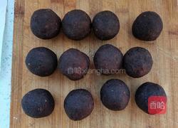 豆沙蛋黄月饼的做法图解8