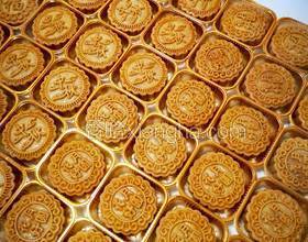 手工蛋黃月餅（100克）