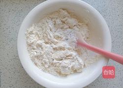 烙葱香花卷的做法图解3