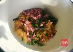 南瓜软饼-神奇的面粉的做法图解2