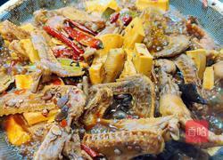 卤鸭翅和鸡爪的做法图解8