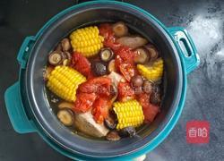 番茄玉米蹄髈汤的做法图解9