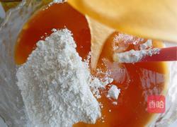 小红花迷你月饼的做法图解3