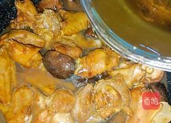 香菇焖鸭肉的做法图解10