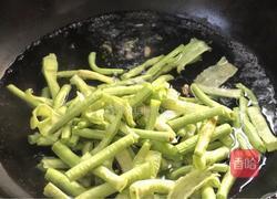 豇豆肉丝的做法图解5