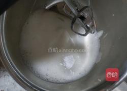 抹茶肉松蛋糕卷的做法图解6