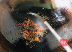 豆豉烧鲫鱼的做法图解3