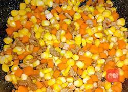 肉末炒玉米胡萝卜的做法图解8
