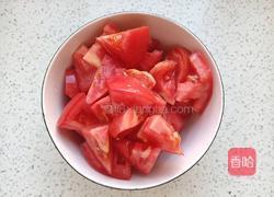 番茄炖牛肉的做法图解1