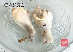 香辣开胃超过瘾的手撕鸡拌面，快做给自己和最爱的人吃吧的做法图解2