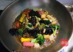 呷哺泰式冬阴功汤底冒菜的做法图解5