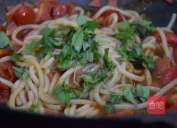 Illustration of how to make Tom Yum rice noodles 9