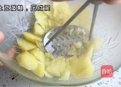 土豆泥焖鸡的做法图解2