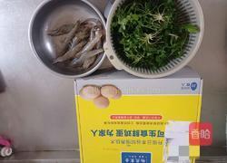 农场鸡蛋荠菜虾仁饼的做法图解1