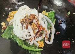 鸡蛋炒河粉的做法图解5