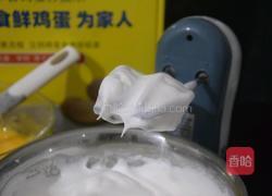 戚风蛋糕的做法图解9