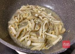 双菇炒鸡蛋的做法图解6