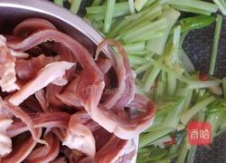 芹菜炒肚丝的做法图解5