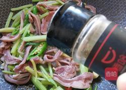 芹菜炒肚丝的做法图解8