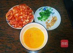 西红柿蛋花汤的做法图解2