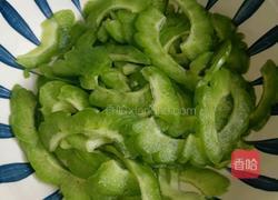 苦瓜炒蛋的做法图解4
