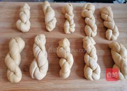 红糖鸡蛋奶香小麻花的做法图解21