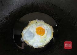 煎蛋麻辣火锅的做法图解7