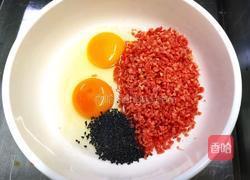 胡萝卜鸡蛋卷的做法图解2