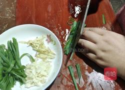 清蒸鲈鱼的做法图解3