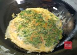 茼蒿鸡蛋卷的做法图解7