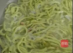 蛤蜊蔬菜面的做法图解4