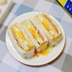 鸡蛋火腿三明治的做法[图]